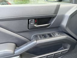 Toyota Tacoma 4WD SR5 Double Cab 6' Bed AT (Natl) 2026 — side view