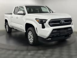 Toyota Tacoma 4WD SR5 Double Cab 5' Bed AT (Natl) 2026 — side view