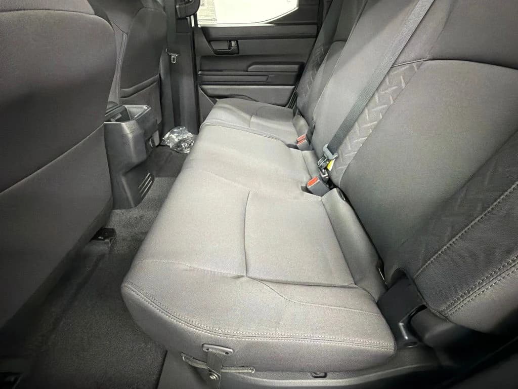 Toyota Tacoma 4WD SR5 Double Cab 5' Bed AT (Natl) 2026 — side view
