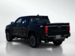 Toyota Tacoma 4WD TRD Sport Double Cab 5' Bed AT (Natl) 2026 — side view