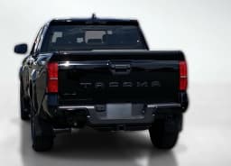 Toyota Tacoma 4WD TRD Sport Double Cab 5' Bed AT (Natl) 2026 — side view