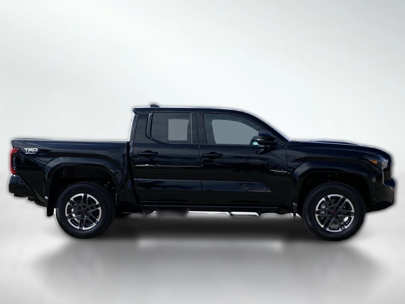 Toyota Tacoma 4WD TRD Sport Double Cab 5' Bed AT (Natl) 2026 — side view