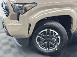 Toyota Tacoma 4WD TRD Sport Double Cab 5' Bed AT (Natl) 2026 — side view