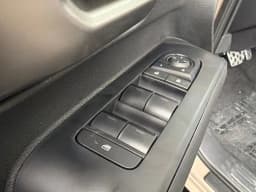 Toyota Tacoma 4WD TRD Sport Double Cab 5' Bed AT (Natl) 2026 — side view