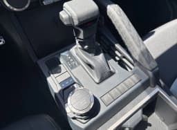 Toyota Tacoma 4WD TRD Sport Double Cab 6' Bed AT (Natl) 2026 — side view