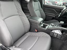Toyota Tacoma 4WD SR5 Double Cab 5' Bed AT (Natl) 2026 — side view