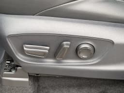 Toyota Tacoma 4WD TRD Off Road Double Cab 6' Bed AT (Natl) 2026 — side view