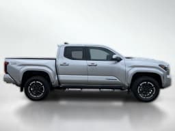 Toyota Tacoma 4WD TRD Sport Double Cab 6' Bed AT (Natl) 2026 — side view