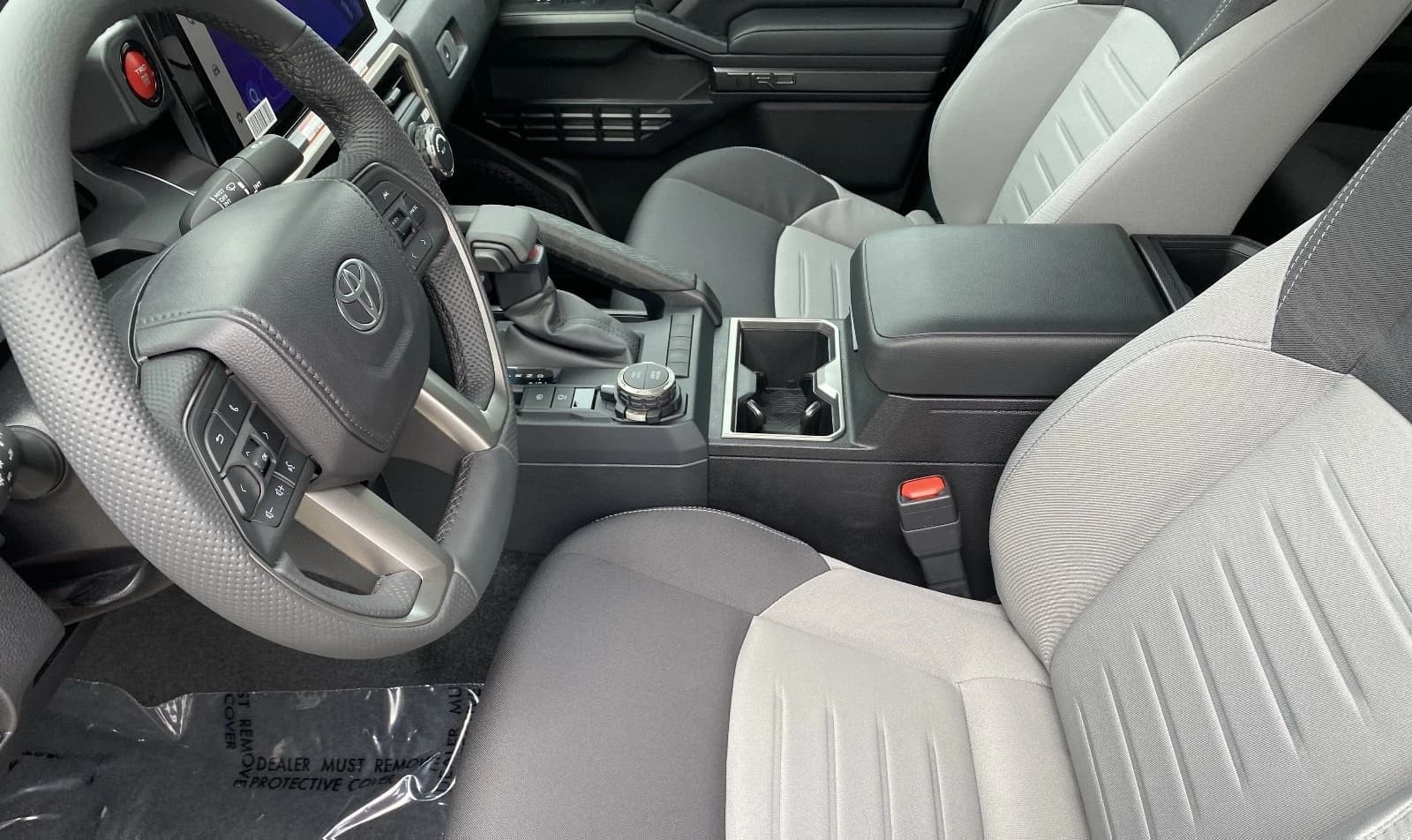 Toyota Tacoma 4WD TRD Sport Double Cab 6' Bed AT (Natl) 2026 — side view