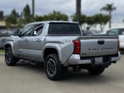 Toyota Tacoma 4WD TRD Sport Double Cab 6' Bed AT (Natl) 2026 — side view