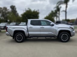 Toyota Tacoma 4WD TRD Sport Double Cab 6' Bed AT (Natl) 2026 — side view
