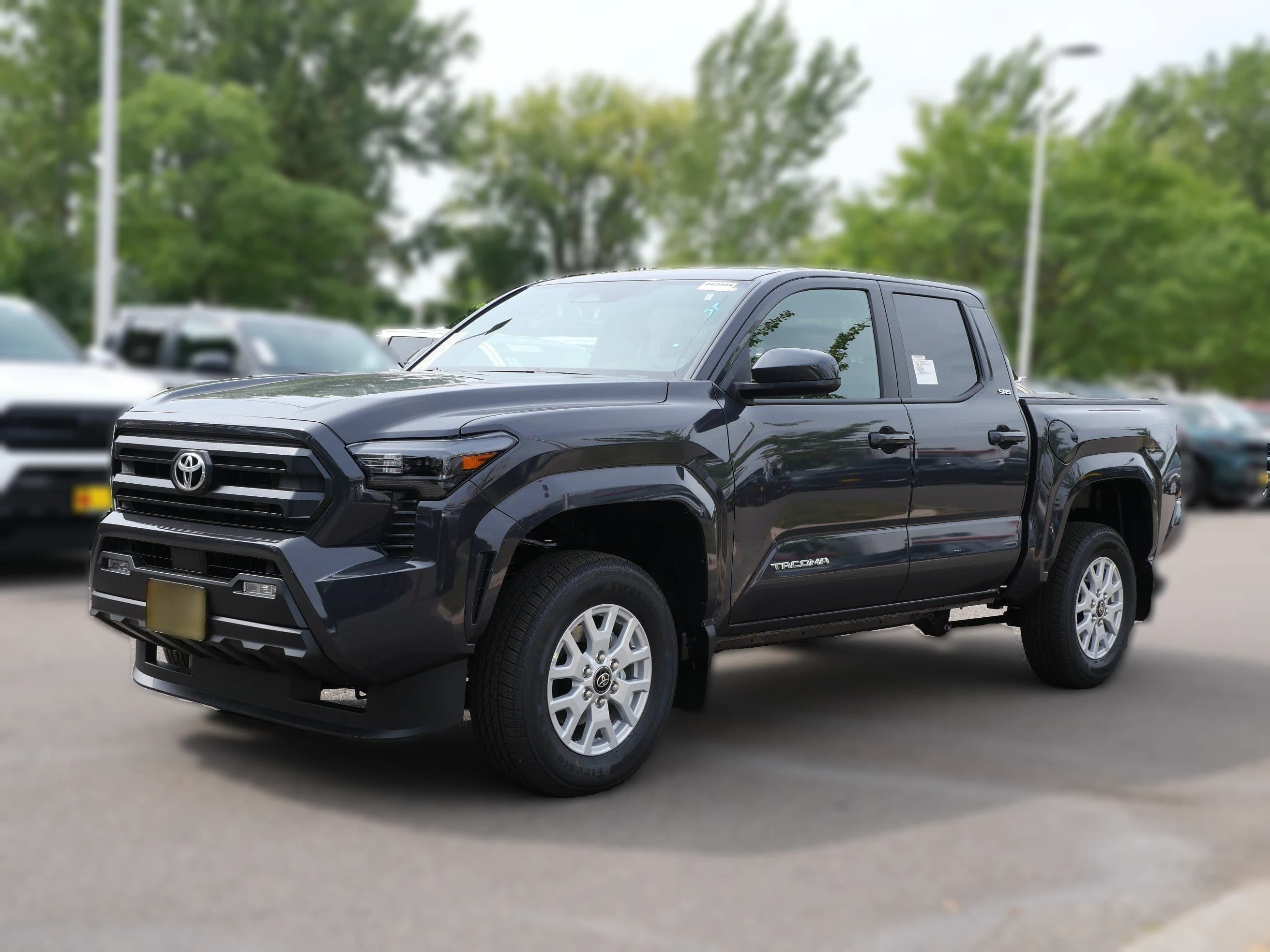 Toyota Tacoma 4WD SR5 Double Cab 5' Bed AT (GS) 2026 — side view
