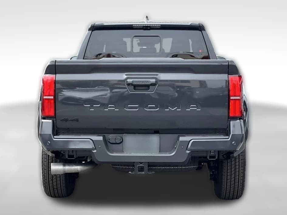 Toyota Tacoma 4WD TRD Sport Double Cab 6' Bed AT (Natl) 2026 — side view