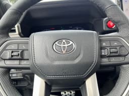 Toyota Tacoma 4WD TRD Sport Double Cab 6' Bed AT (Natl) 2026 — side view