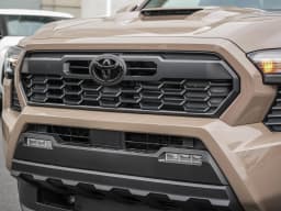 Toyota Tacoma 4WD TRD Sport Double Cab 5' Bed AT (Natl) 2026 — side view