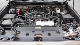 Toyota Tacoma 4WD TRD Sport Double Cab 5' Bed AT (Natl) 2026 — side view