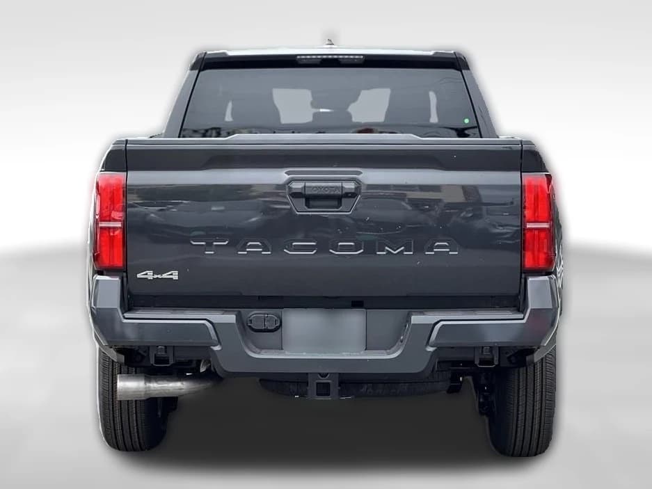 Toyota Tacoma 4WD SR5 Double Cab 5' Bed AT (Natl) 2026 — side view