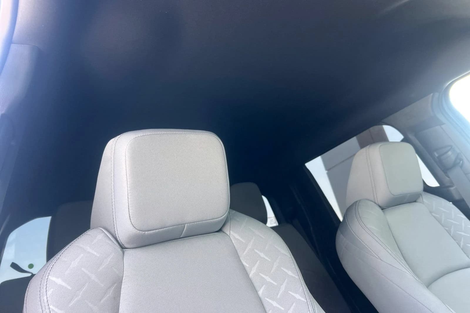 Toyota Tacoma 4WD SR5 Double Cab 5' Bed AT (Natl) 2026 — side view