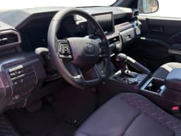 Toyota Tacoma 4WD SR5 Double Cab 6' Bed AT (Natl) 2026 — side view