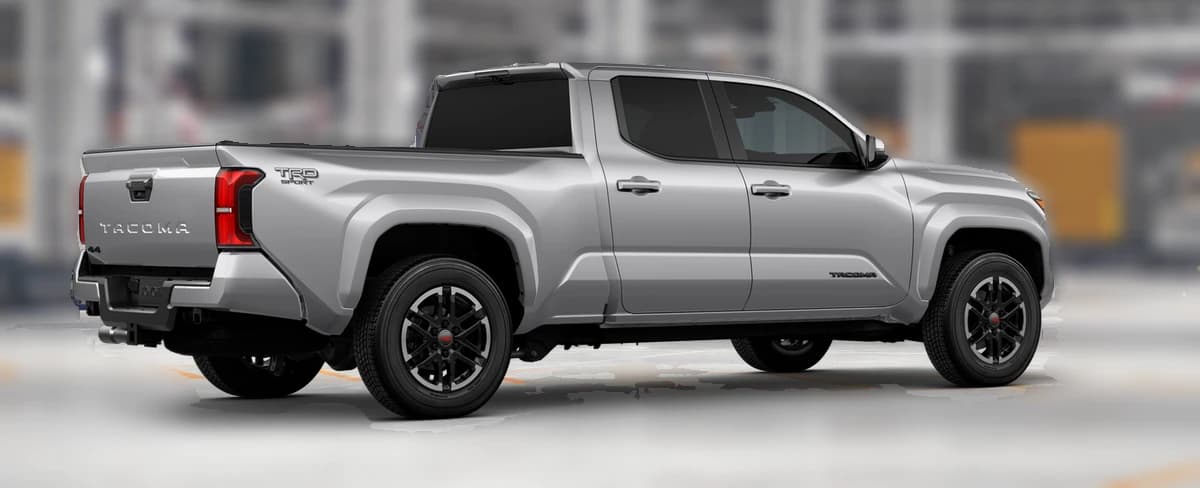 Toyota Tacoma 4WD TRD Sport Double Cab 6' Bed AT (Natl) 2026 — side view