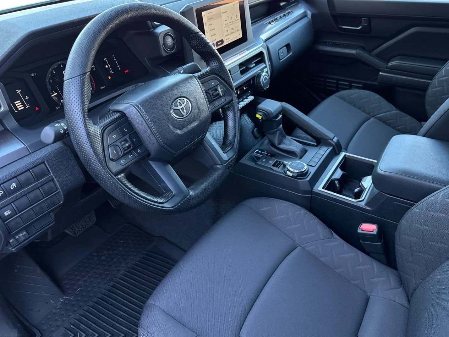 Toyota Tacoma 4WD SR5 Double Cab 6' Bed AT (GS) 2026 — side view