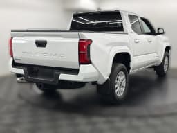 Toyota Tacoma 4WD SR5 Double Cab 5' Bed AT (Natl) 2026 — side view