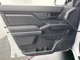 Toyota Tacoma 4WD SR5 Double Cab 5' Bed AT (Natl) 2026 — side view