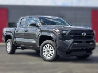Toyota Tacoma 4WD SR5 Double Cab 5' Bed AT (Natl)