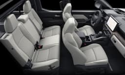 Toyota Tacoma 4WD Limited Double Cab 5' Bed AT (Natl) 2026 — side view