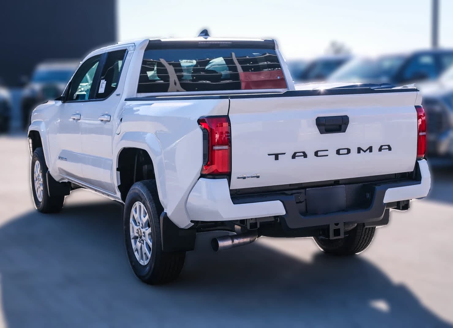 Toyota Tacoma 4WD SR5 Double Cab 6' Bed AT (Natl) 2026 — side view