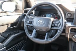 Toyota Tacoma 4WD SR5 Double Cab 6' Bed AT (Natl) 2026 — side view