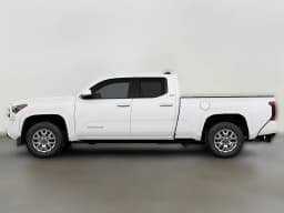Toyota Tacoma 4WD SR5 Double Cab 5' Bed AT (Natl) 2026 — side view
