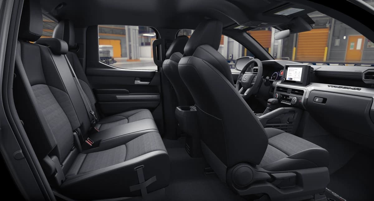 Toyota Tacoma 4WD TRD Sport Double Cab 5' Bed AT (Natl) 2026 — side view