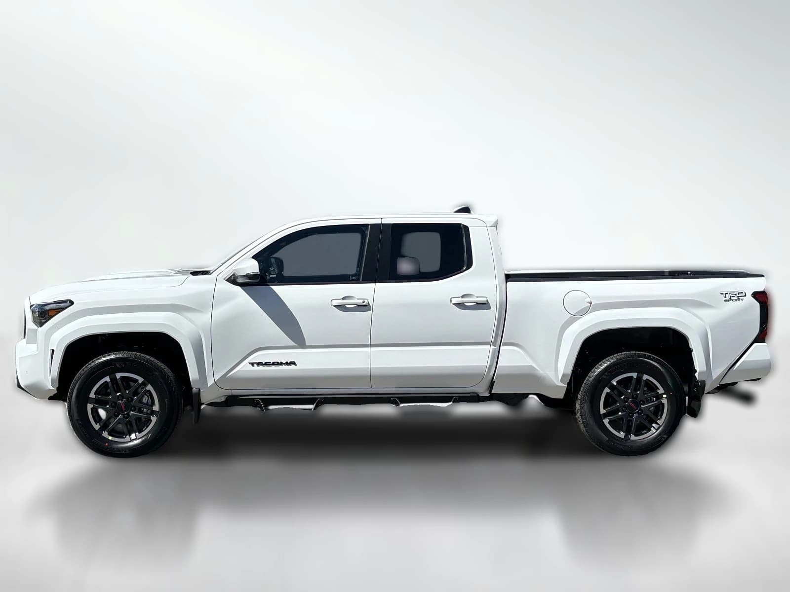 Toyota Tacoma 4WD TRD Sport Double Cab 6' Bed AT (Natl) 2026 — side view