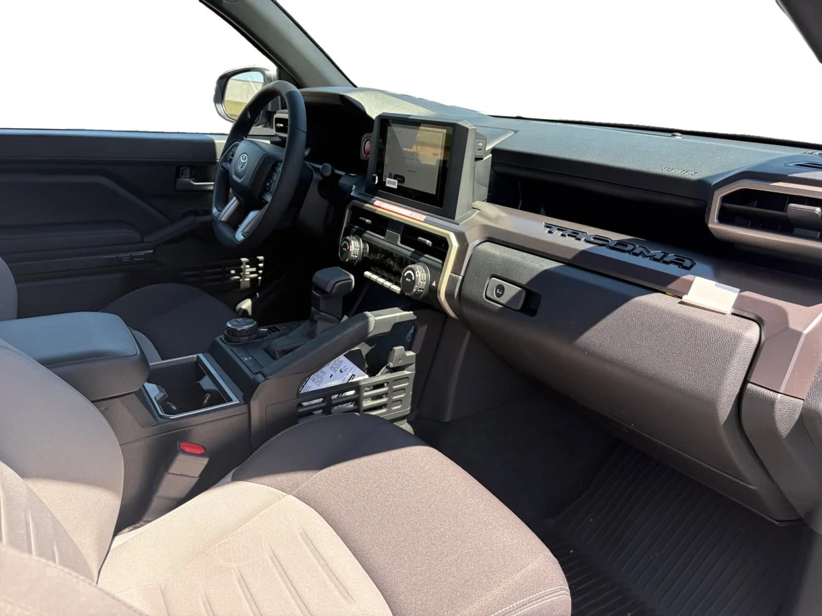 Toyota Tacoma 4WD TRD Off Road Double Cab 6' Bed AT (Natl) 2026 — side view