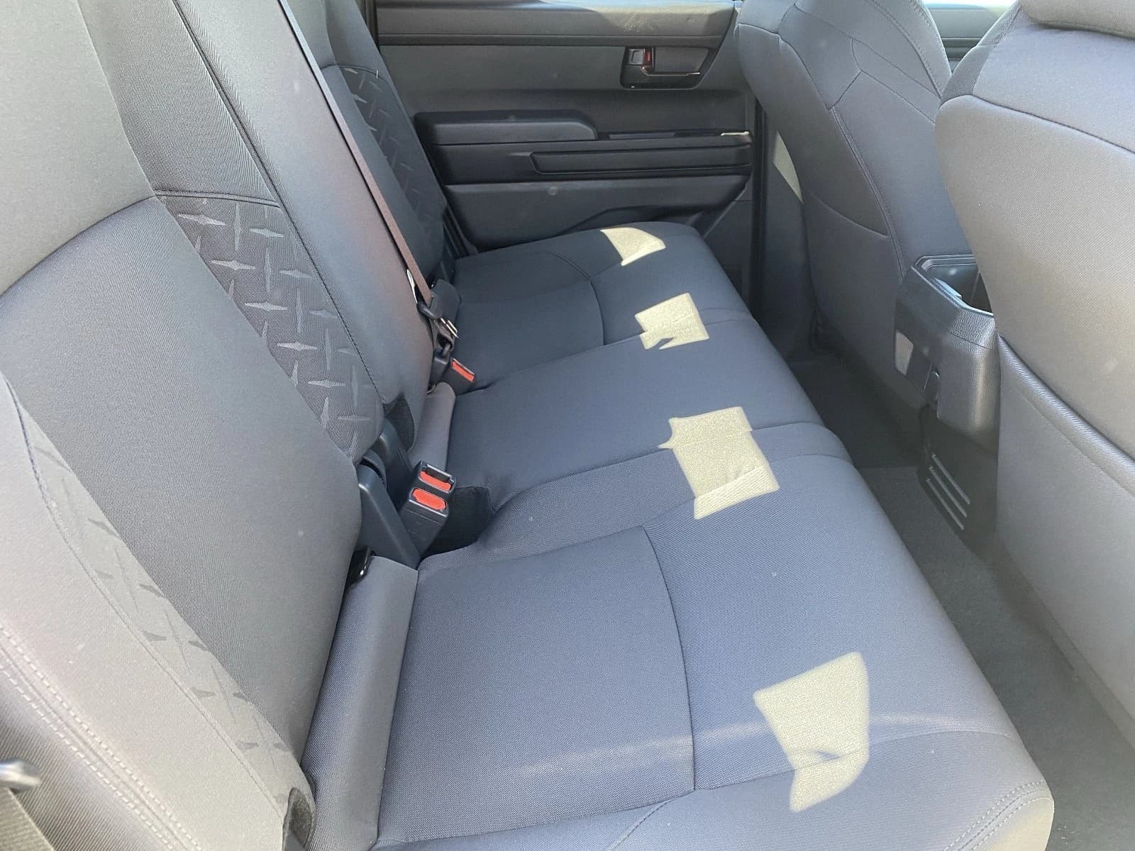 Toyota Tacoma 4WD SR5 Double Cab 5' Bed AT (Natl) 2026 — side view