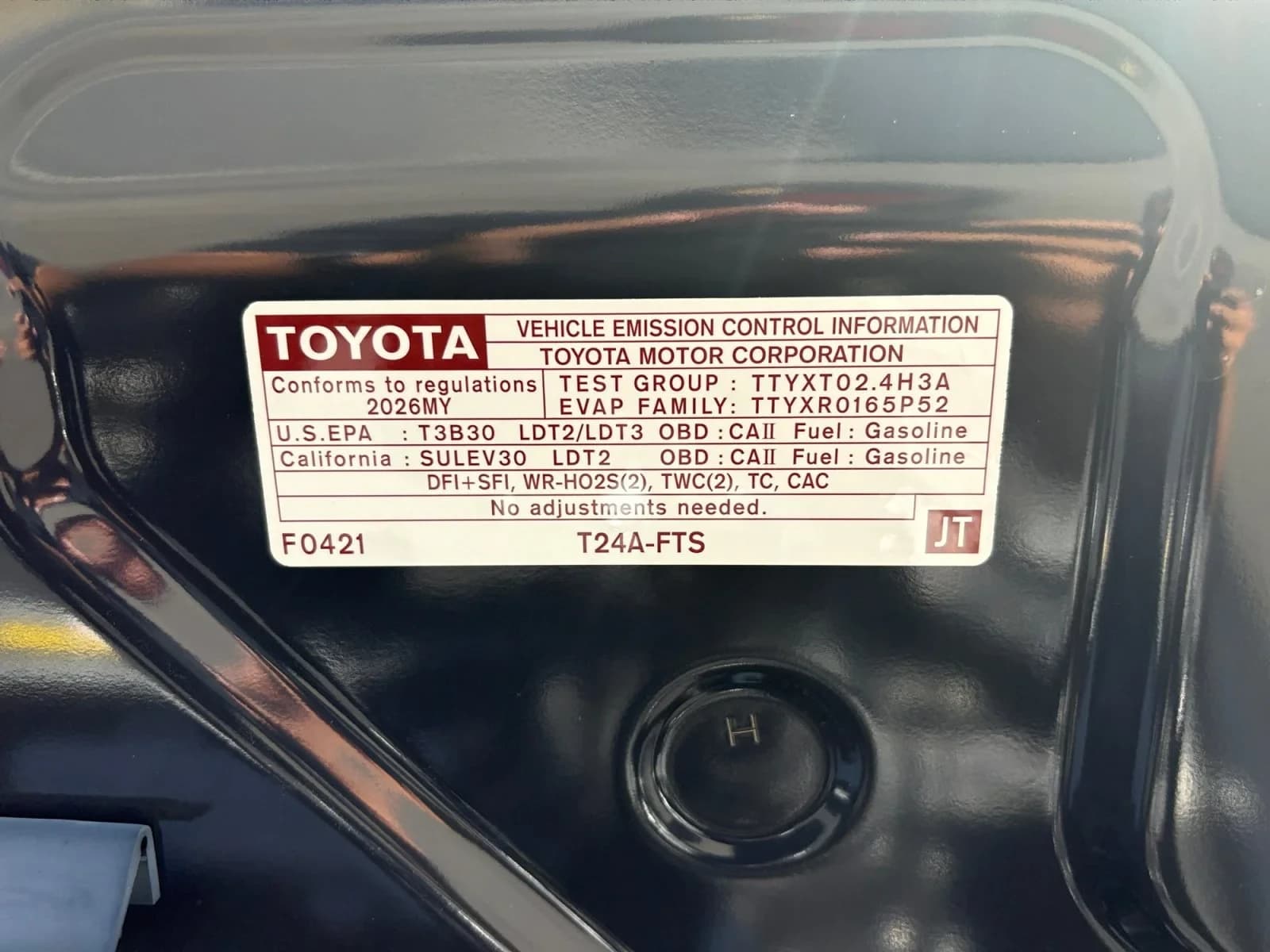 Toyota Tacoma 4WD TRD Sport Double Cab 6' Bed AT (Natl) 2026 — side view