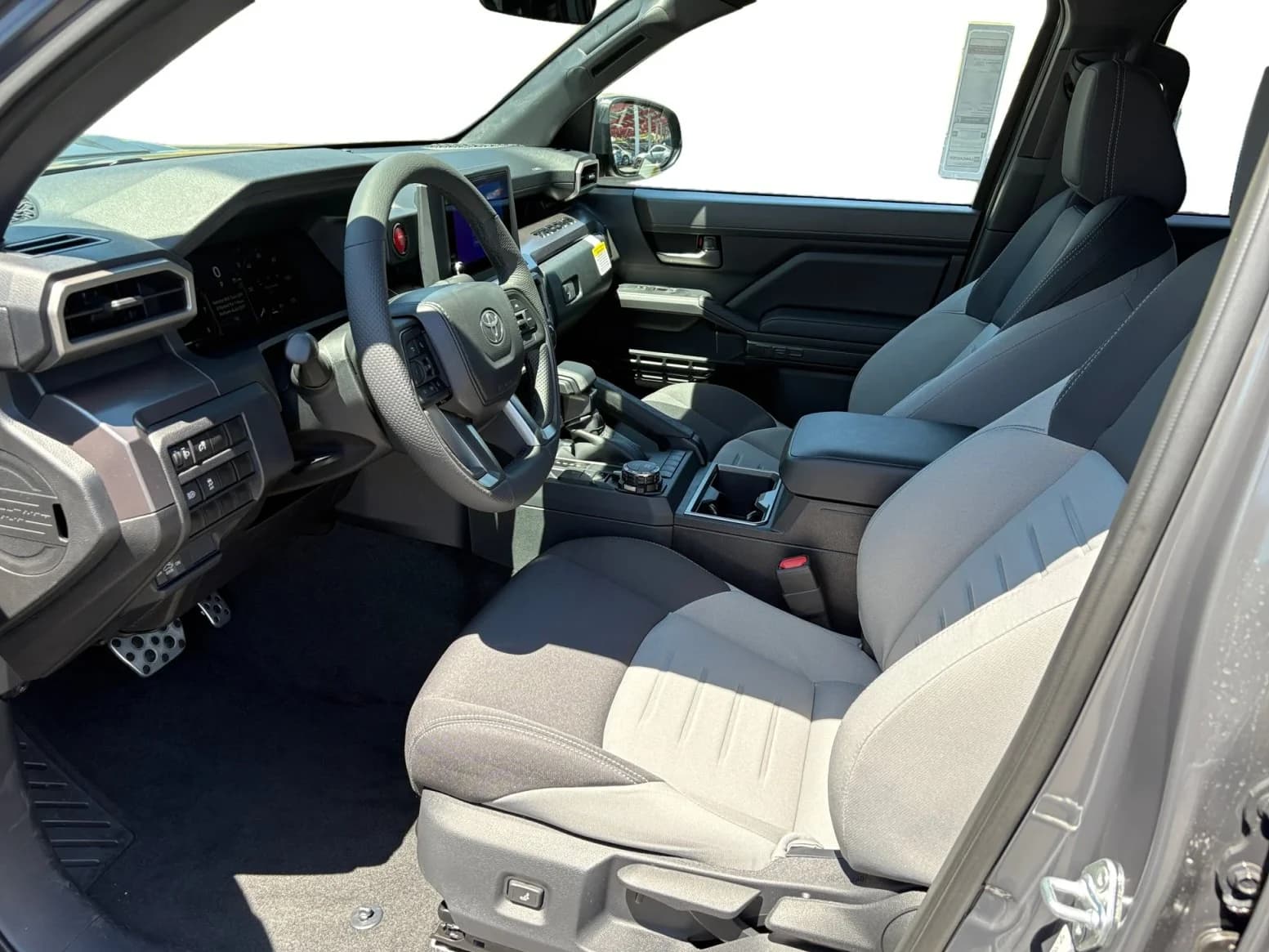 Toyota Tacoma 4WD TRD Sport Double Cab 6' Bed AT (Natl) 2026 — side view