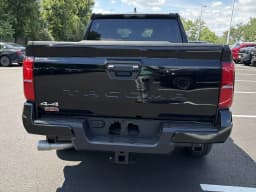 Toyota Tacoma 4WD SR5 Double Cab 5' Bed AT (Natl) 2026 — side view
