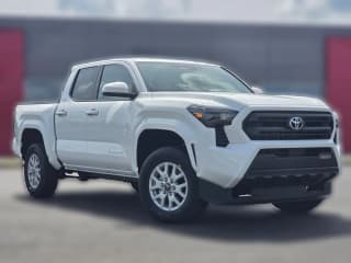 Toyota Tacoma 4WD SR5 Double Cab 5' Bed AT (Natl)