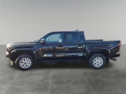 Toyota Tacoma 4WD SR5 Double Cab 5' Bed AT (GS) 2026 — side view
