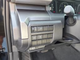 Toyota Tacoma 4WD SR5 Double Cab 5' Bed AT (GS) 2026 — side view