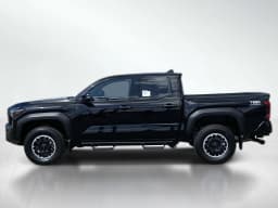 Toyota Tacoma 4WD TRD Off Road Double Cab 6' Bed AT (Natl) 2026 — side view