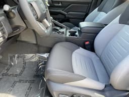 Toyota Tacoma 4WD TRD Off Road Double Cab 6' Bed AT (Natl) 2026 — side view