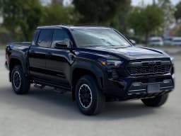 Toyota Tacoma 4WD TRD Off Road Double Cab 6' Bed AT (Natl) 2026 — side view