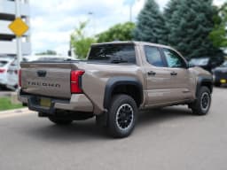 Toyota Tacoma 4WD TRD Off Road Double Cab 5' Bed AT (Natl) 2026 — side view
