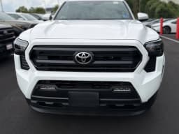 Toyota Tacoma 4WD SR5 Double Cab 5' Bed AT (Natl) 2026 — side view