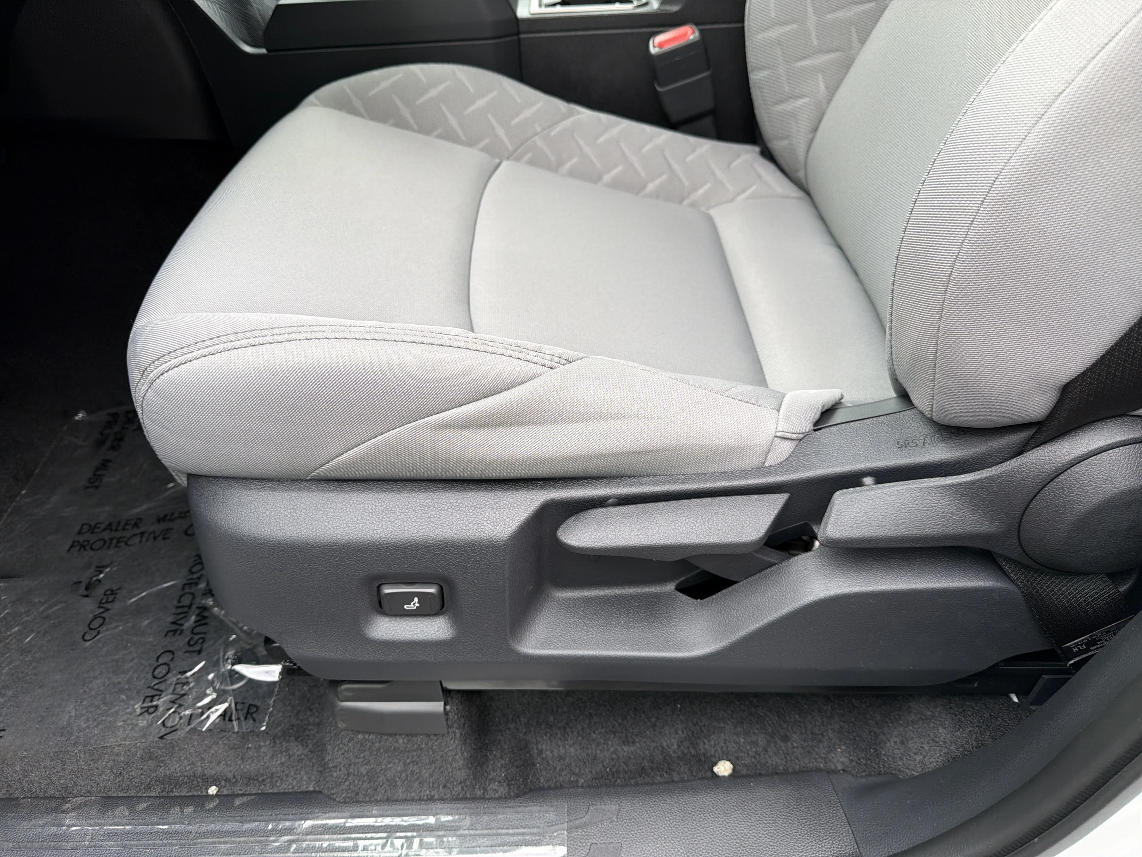 Toyota Tacoma 4WD SR5 Double Cab 5' Bed AT (Natl) 2026 — side view
