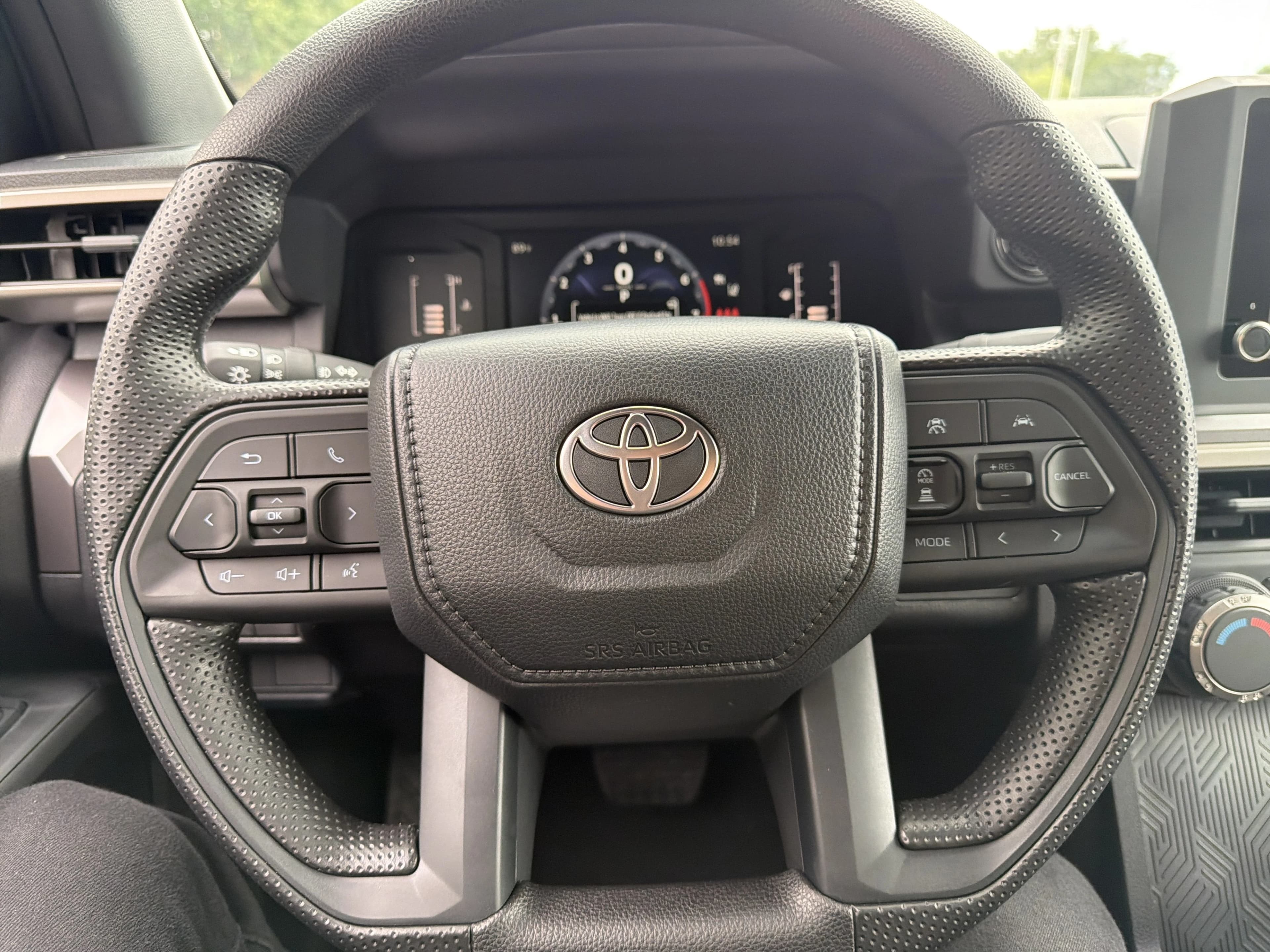 Toyota Tacoma 4WD SR5 Double Cab 5' Bed AT (Natl) 2026 — side view