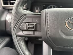 Toyota Tacoma 4WD SR5 Double Cab 5' Bed AT (Natl) 2026 — side view